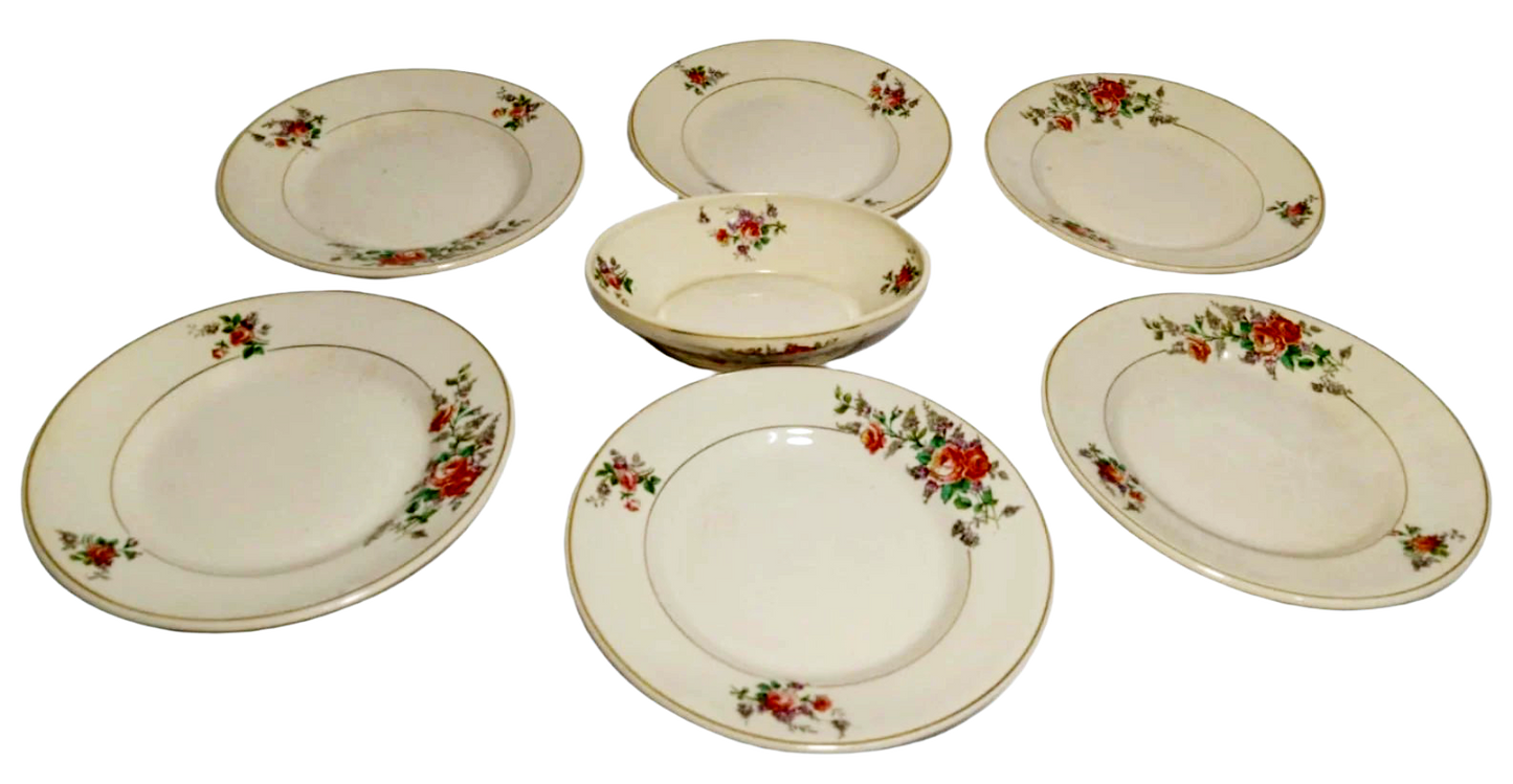 Service de table à motif floral « Lufapo » de Vista Alegre des années 1920-30 – 33 pièces