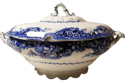 19th-Century English Blue and White Tureen