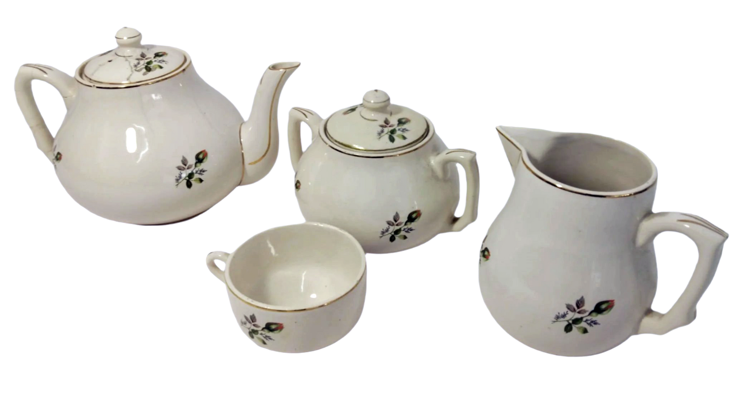 19th-Century Sacavém Floral Motif Tea Set (Incomplete)