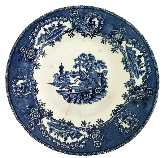 Assiette en porcelaine bleu et blanc du XIXe siècle