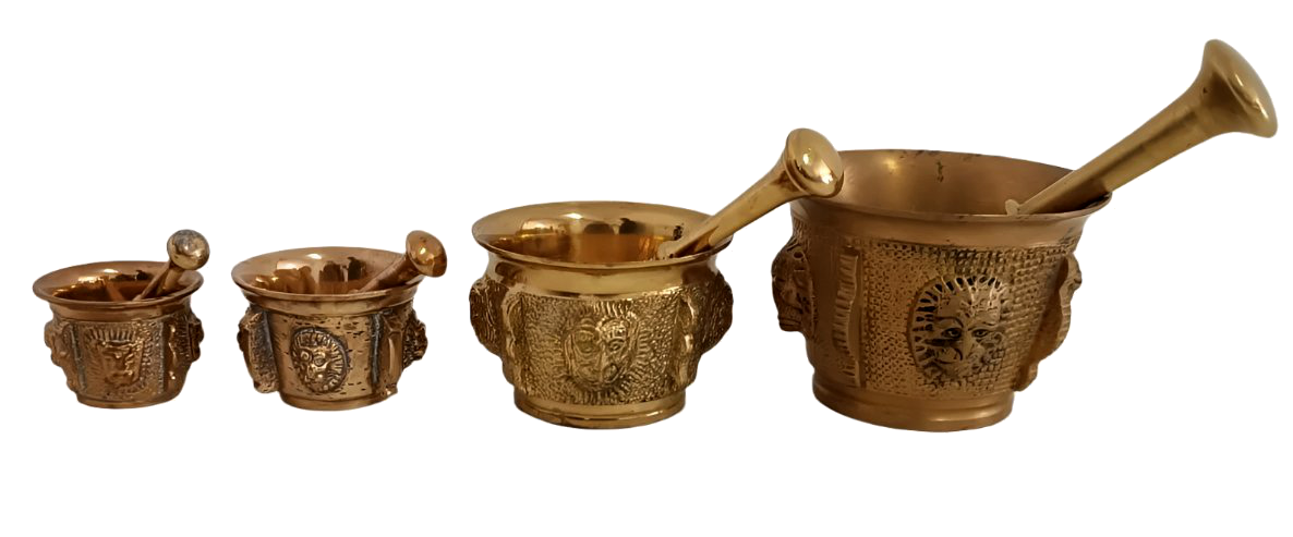 Conjunto de almofariz de bronze requintado do século XVIII