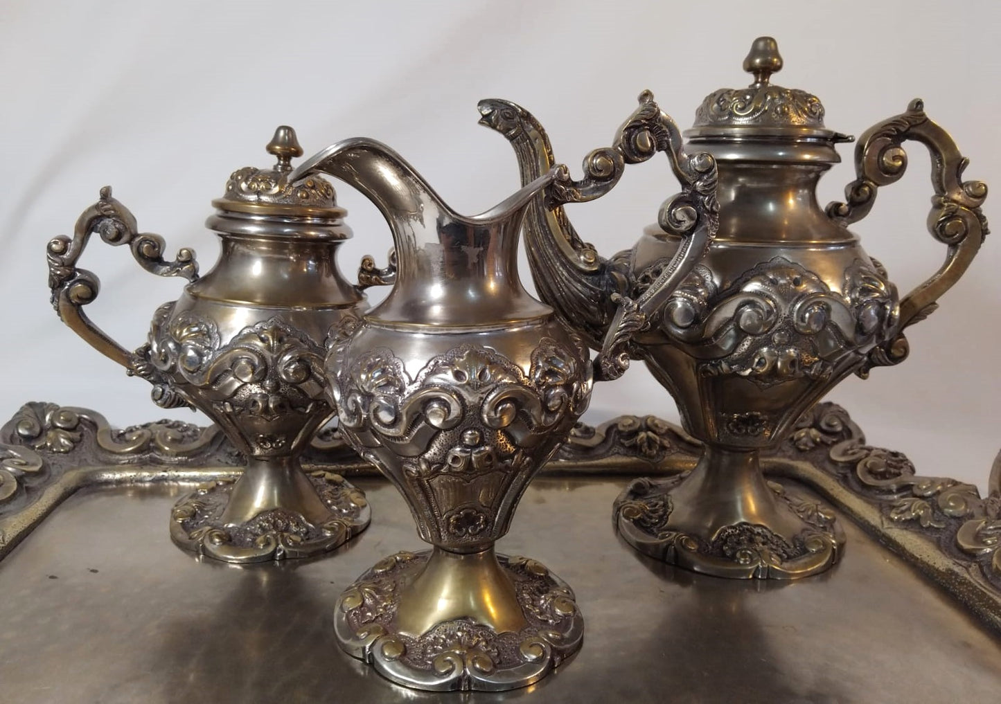 Baroque Serving Set