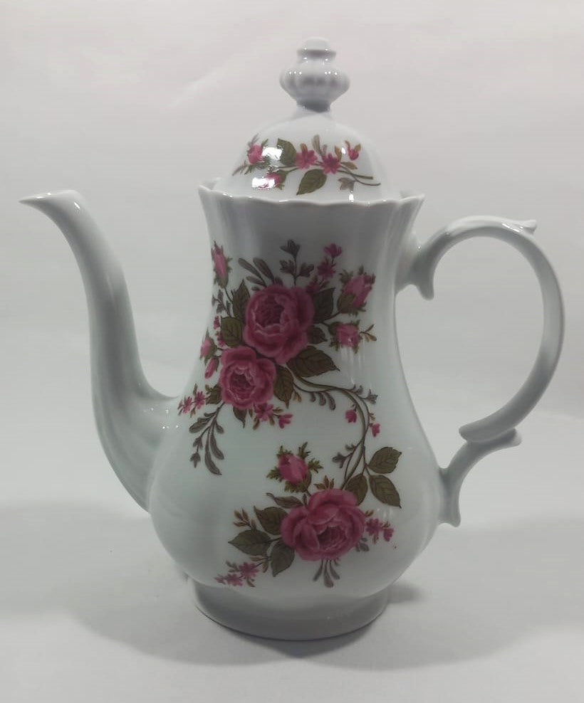 Sacavém Rose Motif Teapot and Plate Set – 1930s-1940s