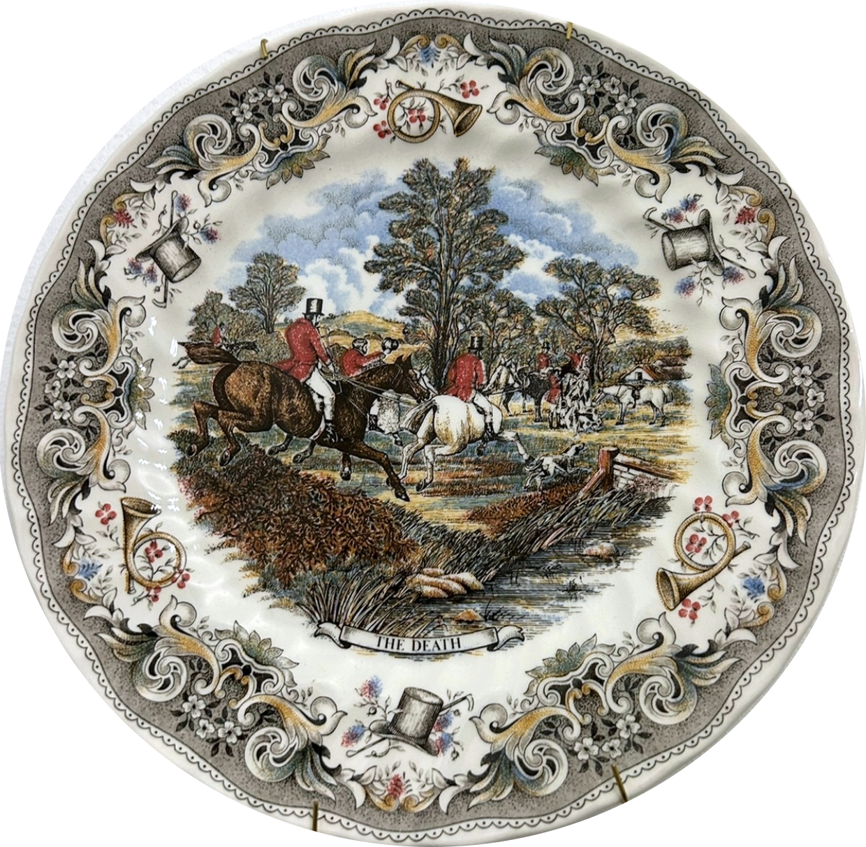 Traditional English Fox Hunting Plate - "The Death"